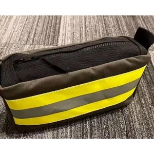 Échantillon gratuit : trousse de toilette robuste personnalisée, style pompier, avec fermeture éclair, sac à outils - Product Image 1