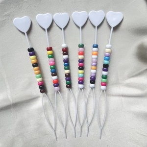 Outils de tressage de cheveux très demandés pour femmes, <span class=keywords><strong>aiguille</strong></span> à cheveux en forme de cœur, outil de coiffage <span class=keywords><strong>magique</strong></span> en plastique, outil de tressage pour queue de cheval - Product Image 5