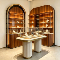 Supports d'exposition de parfums de luxe avec éclairage LED personnalisé, mobilier en acier inoxydable haut de gamme, idéal pour les salons de beauté et les magasins de parfums
