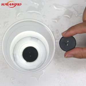 UHF 860-960MHz 미니 <span class=keywords><strong>RFID</strong></span> 빨 PPS 버튼 세탁 태그 외계인 <span class=keywords><strong>H3</strong></span> 칩 세탁 관리를위한 NFC 통신 인터페이스 - Product Image 2