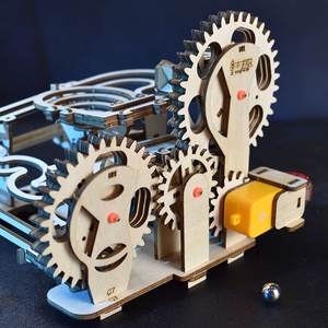 Puzzle Tridimensionale in Legno con Pista Meccanica, Giocattolo Fai-da-Te per lo Sviluppo dell'Intelligenza dei Bambini, Modello di Assemblaggio Artigianale - Product Image 4