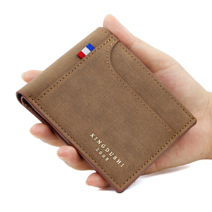 Billetera de Negocios para Hombre Multifuncional de Dos Pliegues Color Arena con Espacio para Billetes, Logo Dorado Claro y Diseño Ligero - Product Image 1