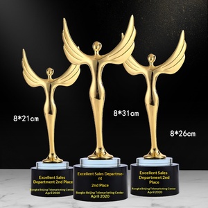 Set di Trofei Angelo Dorato, <span class=keywords><strong>Premi</strong></span> in Cristallo Personalizzati per Riunioni Aziendali Annuali, Design con Ali 3D, Incisione Logo Gratuita e Confezione Regalo Premium - Product Image 2