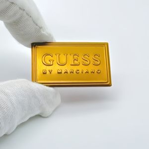 Logo en métal plaqué or personnalisé, en relief <span class=keywords><strong>3D</strong></span>, en métal privé pour étiquette de flacon de parfum - Product Image 1