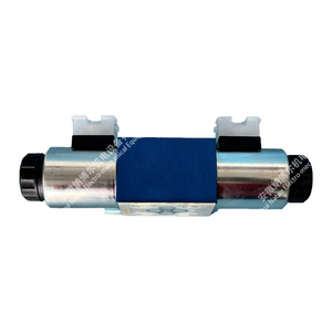 R900920562 4WE6Q23-6X/EG24N9K4 ชุดควบคุมทิศทางแบบสปูล - Product Image 2