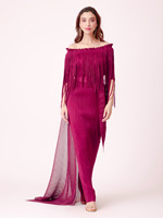 Robe longue plissée élégante à épaules dénudées avec franges et pompons, 100 % polyester, coupe ajustée, taille haute, pour soirée et cérémonie