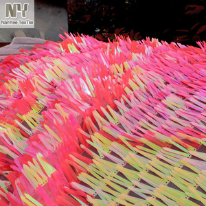 Nanyee Textile brodé dentelle garniture néon pastèque tissu à paillettes pour robe de cérémonie - Product Image 4