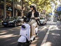 Moto électrique tout-terrain Surron Ultra Bee 2026, 60V, puissante, pour adultes, moto électrique à grande vitesse