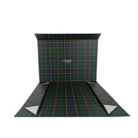 Dossiers en papier recyclable noir de luxe avec logo personnalisé, gaufrage et pelliculage mat pour l'emballage de vêtements, chaussures et perruques