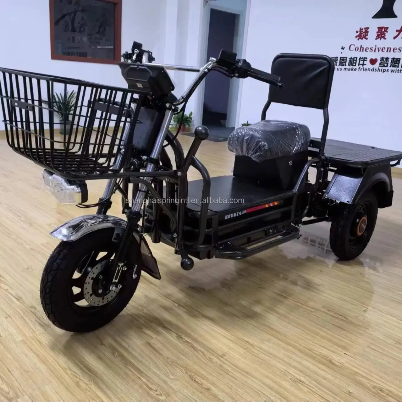 Bon prix 72V scooter électrique tricycle électrique trois roues cargo