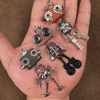 Pendentif rétro 12 constellations punk robot tête en bois marteau pelle microphone pieds en alliage métallique collier zodiaque porte-clés