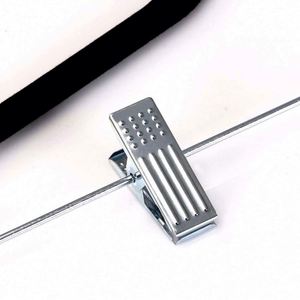Clip détachable support de pantalon adulte cintre en plastique antidérapant séchage pratique conception de flocage en gros pour cintres en tissu de velours - Product Image 3