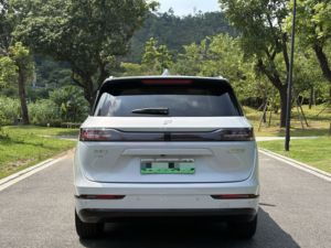 Jetour Shanhai L9 1.5TD 2DHT PHEV Flagship SUV 6 Posti 200km Autonomia Motore 200kW Usato Esportazione <span class=keywords><strong>per</strong></span> Nigeria Ghana 2025 - Product Image 5