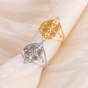 <span class=keywords><strong>Anillo</strong></span> Elegante <span class=keywords><strong>de</strong></span> <span class=keywords><strong>Nudo</strong></span> <span class=keywords><strong>de</strong></span> <span class=keywords><strong>Bruja</strong></span> en Acero Inoxidable - Diseño Celta Clásico, Perfecto para Uso Diario y Regalos - Product Image 2