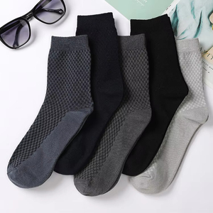 Custom Logo Wholesale Men's Business Crew Socks Customizable Colors Sporty for Cuff & Bottom Use <b>High</b> Quality - Product Image 4