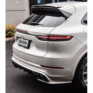 Kit de carrosserie automobile pour <span class=keywords><strong>Porsche</strong></span> <span class=keywords><strong>Cayenne</strong></span> 9Y0.1 2018-2023 Année Modèle de turbos amélioré comprenant des pare-chocs avant et arrière et un diffuseur de lèvres TKT - Product Image 2