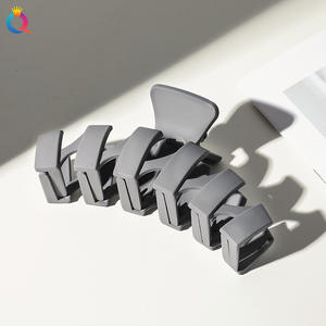 En stock plusieurs couleurs en plastique PC grande <span class=keywords><strong>pince</strong></span> à cheveux pas cher <span class=keywords><strong>crabe</strong></span> <span class=keywords><strong>prix</strong></span> accessoires en gros pour jeunes femmes cheveux gril - Product Image 6