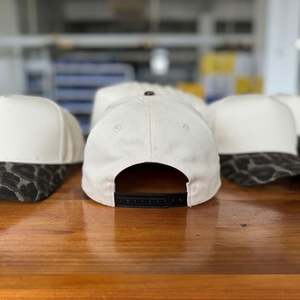 Gorras Lisas al por Mayor con Logotipo Personalizado Bordado, Unisex, de 5 Paneles, Bicolor, Estilo Snapback, Dad Hats, Gorra de Béisbol Vintage Trucker, Dot 100% - Product Image 3