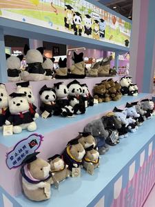 Peluche di Agnello, Marmota, Elefante con Toga da Laurea, Logo Scolastico, <span class=keywords><strong>per</strong></span> Laurea, Master, <span class=keywords><strong>Dottorato</strong></span>, in Cotone PP, <span class=keywords><strong>Regalo</strong></span> Scolastico - Product Image 3