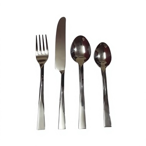 Ensemble de couverts élégants en acier inoxydable brossé fabriqués à la main Cuillères et fourchettes de designer Couteau à dîner par Axiom Home Accents - Product Image 1