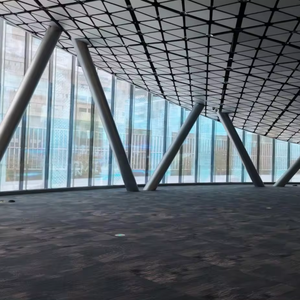 شاشة LED شفافة مرنة ولاصقة P4 P6 P8 P10 على الزجاج لجدار الفيديو، شاشة عرض LED رقيقة للغاية وواضحة - Product Image 3