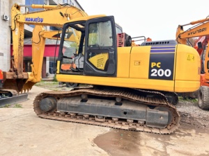 Fabriqué au Japon, excavatrice Komatsu PC200 d'occasion, excavatrice sur chenilles de 20 tonnes, adaptée à la construction routière - Product Image 1