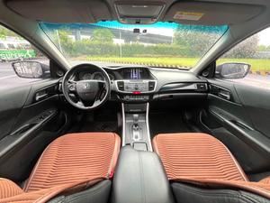 <span class=keywords><strong>Honda</strong></span> <span class=keywords><strong>Accord</strong></span> <span class=keywords><strong>2018</strong></span>, Manual, Volante a la Izquierda, Interior Oscuro, Turbo, R16, Asientos de Tela, Gasolina, Auto de <span class=keywords><strong>Segunda</strong></span> <span class=keywords><strong>Mano</strong></span> en Venta - Product Image 4