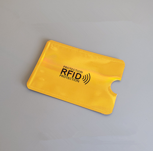 Protector <span class=keywords><strong>de</strong></span> Tarjetas <span class=keywords><strong>de</strong></span> Crédito Colorido con Bloqueo RFID, Protege Efectivamente sus Tarjetas <span class=keywords><strong>de</strong></span> Crédito, Débito y <span class=keywords><strong>de</strong></span> Identificación Contra el Robo Electrónico - Product Image 2