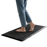 Tapis de cuisine antidérapant et anti-fatigue rembourré imperméable UKISS, motif quadrillé, en PVC avec support en mousse - Noir 17,3x28 pouces pour la cuisine