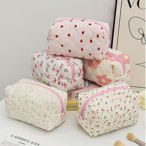 Sac de maquillage matelassé en coton imprimé dessin animé, trousse de toilette à fermeture éclair, sac cosmétique de grande capacité - Product Image 4