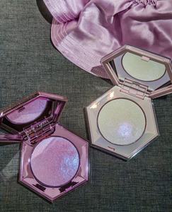 Iluminador Facial Vegano de Marca Propia, en Crema Prensada, Resistente al Agua, de Larga Duración, con Brillo Fino, Mineral Natural - Product Image 4