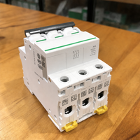 Disjoncteur miniature Schneider Acti9 IC60N MCB AC230V/400V Protection contre les surcharges et les courts-circuits Interrupteur à air