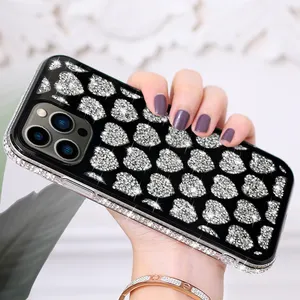 Luxury Shiny Glitter Diamond Heart Case For iPhone 13promax Bling Crystal Rhinestone Side Frame Case for Women Girls 14Pro 12