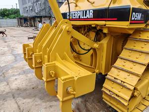 รถดันดินมือสอง Cat D5M สภาพดี พร้อมริปเปอร์ ยี่ห้อ Caterpillar รุ่น D5M ขาย - Product Image 4