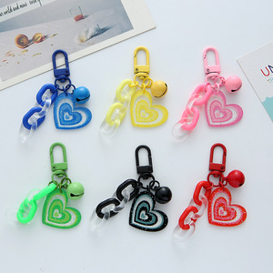 Nouveau porte-clés en acrylique en forme de cœur mignon, en plastique, idéal pour les cadeaux d'anniversaire pour filles, accessoires de voiture, pendentif de sac pour couples, porte-clés élégant - Product Image 1