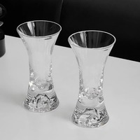 Verre à pied haut de gamme pour jus, champagne, cocktails et boissons froides, avec vue panoramique