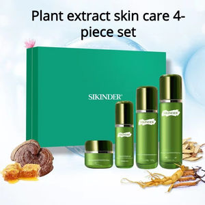 Coffret Quatre Pièces d'Extraits Végétaux pour une Hydratation Profonde, une Routine Complète Nourrissante et Lissante - Product Image 6