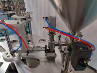 Machine de remplissage et de scellage automatique rotative pour sacs et canettes, ligne d'emballage multi-stations pour liquides/pâtes/gelées/yaourts/sauces, 220V, en acier inoxydable