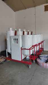 Máquina de chorro de arena al vacío con sistema de reciclaje automático - Product Image 5