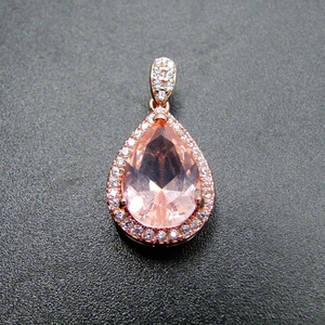 Joyería de Plata de Ley 925 Chapada en Oro Rosa, Circonita Cúbica, Halo, Forma de Pera, Colgante de Morganita - Product Image 4