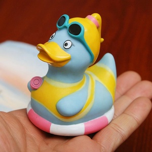 Trẻ Em Của Món Quà Kỳ Nghỉ Tùy Chỉnh Bé Của Bãi Biển Chơi Vịt Đáng Yêu Dabbling Trang Trí Trang Trí Thủ Công Tắm Đồ Chơi - Product Image 4