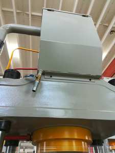 Fábrica al por mayor 100 ton/400 Ton prensa hidráulica para perforar 250t - Product Image 3