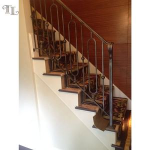 TL Balustrade d'escalier en fer forgé, Garde-corps <span class=keywords><strong>de</strong></span> balcon, Design <span class=keywords><strong>de</strong></span> balustrade d'escalier en fonte, Main courante - Product Image 4