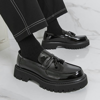 Chaussures décontractées en cuir à bout rond et semelle épaisse, grande taille 46, à enfiler avec pompons, style coréen, mocassins bas pour homme, idéales pour le printemps