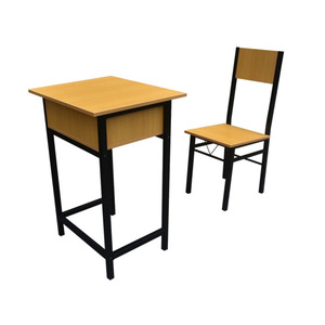 Ensemble pupitre et chaise en bois grainé MG-K32, bois massif, pour élèves du primaire et du secondaire, usage en classe - Product Image 1