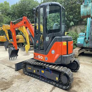 Mini-excavatrice Hitachi ZX50 de 5 tonnes, d'occasion, du Japon, sur chenilles, petite, 60, pour l'agriculture et la foresterie, moteur EPA, avec inspection vidéo et rapport - Product Image 1