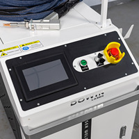 Machine de nettoyage laser haute puissance tout-en-un 1500W 2000W 3000W pour le décapage de peinture et la préparation des surfaces intensives