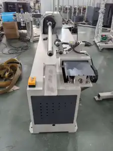 Máquina de corte de tubo de papel com lâmina única servo motor de controle de núcleo de papel