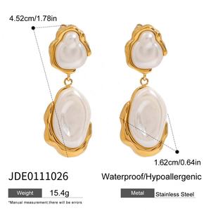 Pendientes de Acero Inoxidable de Alta Gama, Diseño de Perlas Colgantes de Lujo Ligero, Estilo Europeo Americano, Mariposa de Acero Inoxidable con Diamantes - Product Image 6