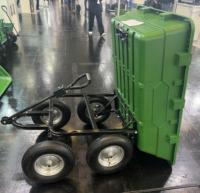 TC2165 Chariots à outils de jardin OEM Poly Wagon à pelouse Plate-forme en acier fermée Camion à benne basculante manuelle à quatre roues Matière plastique